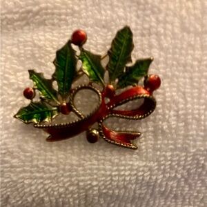 Monet Holly, Berry, Enameled Color Vintage Brooch, NIB.